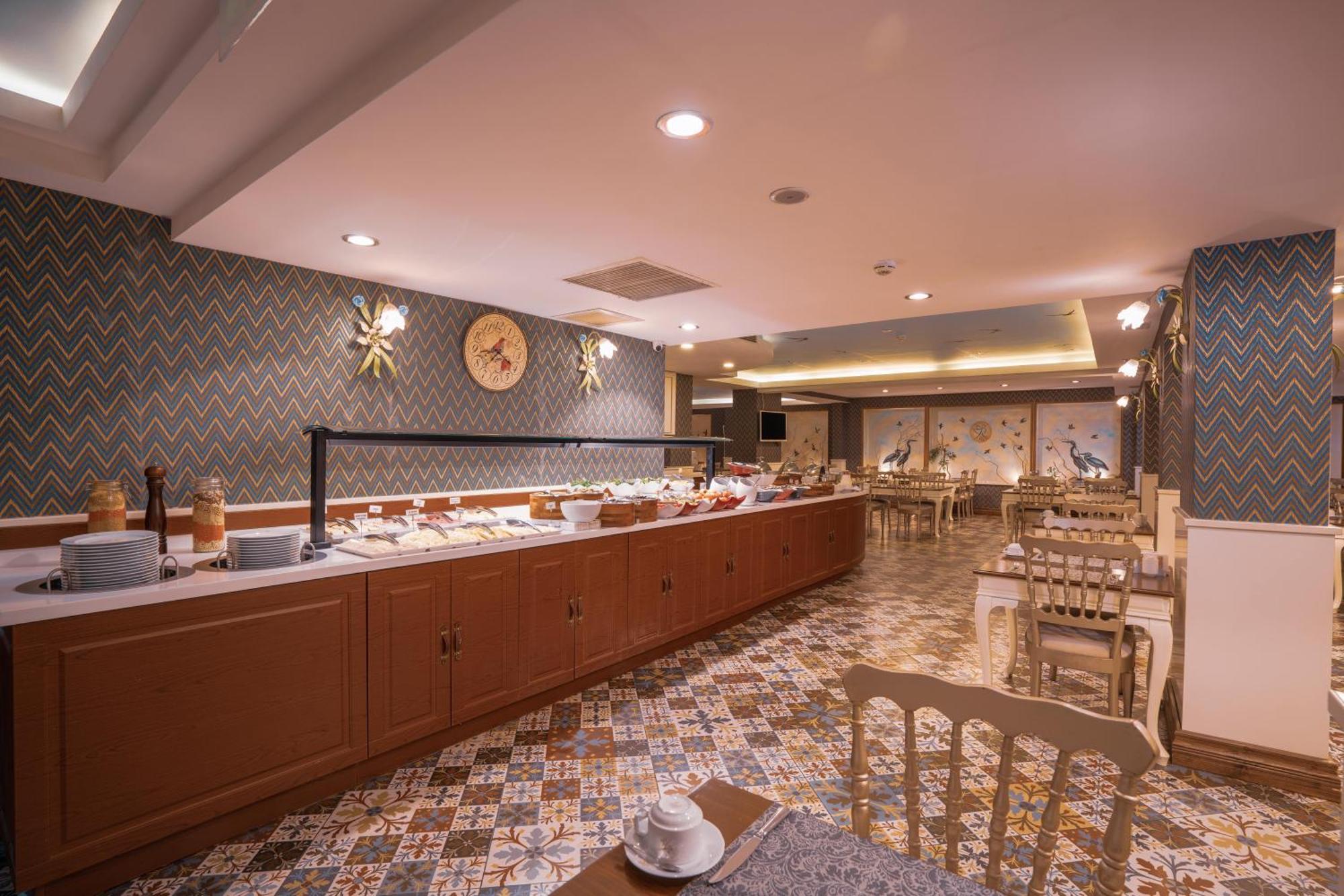 Raymar Hotels Ankara Esterno foto