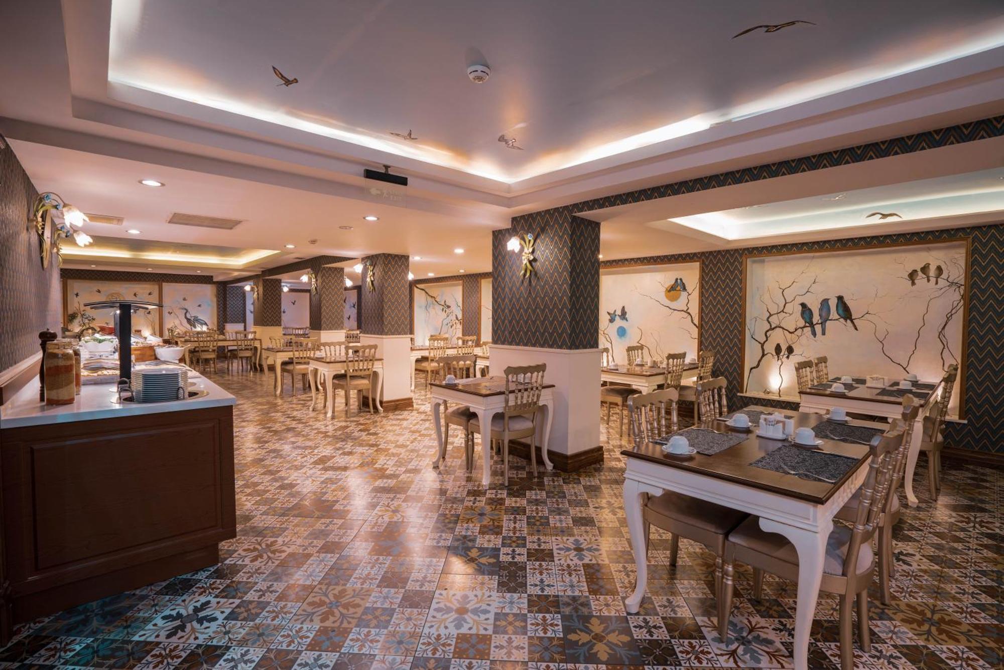 Raymar Hotels Ankara Esterno foto